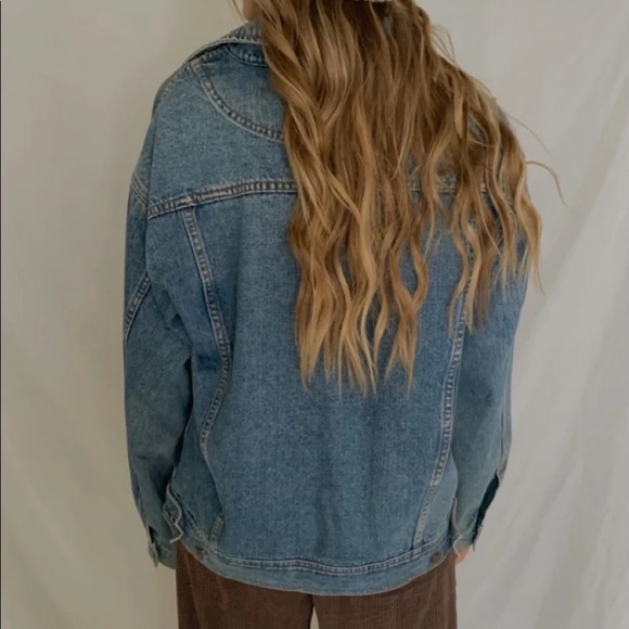 Vintage Oversized Denim Jacket - Picture 10 of 11